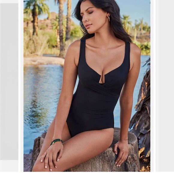 Miraclesuit Must Have Escape One-Piece Slimming Underwire Swimsuit Brown Sz 8 - Picture 3 of 9